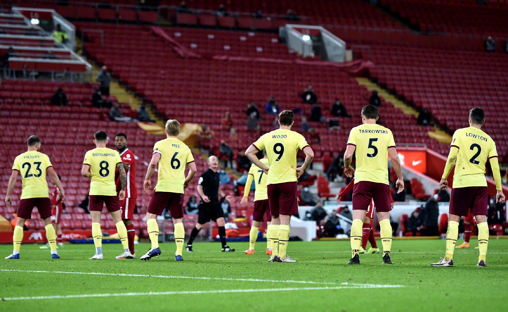 舞台上再创 舞台上再创